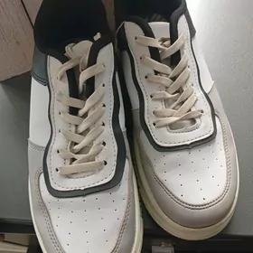 Кроссовки 39 размер