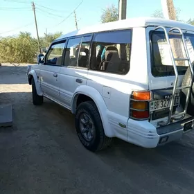 Mitsubishi Pajero 1994