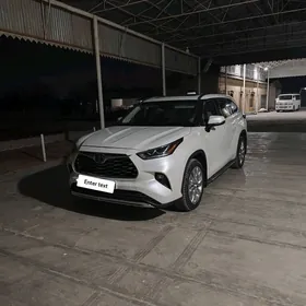 Toyota Highlander 2020