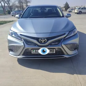 Toyota Camry 2022