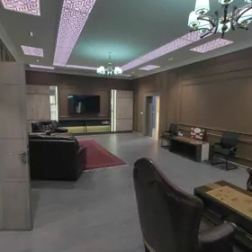 Satlyk hususy önümçilik ammar