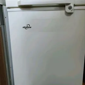 Морозильник.