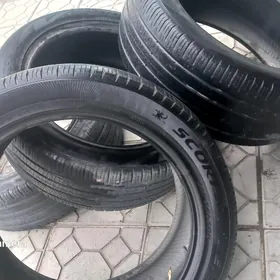 Pirelli 275.45.21 SCARPION