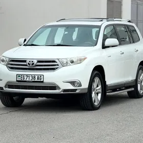 Toyota Highlander 2013