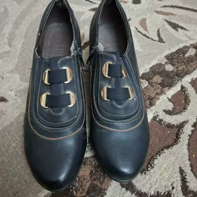 Женская обувь