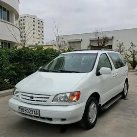 Toyota Sienna 2000