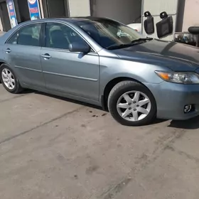 Toyota Camry 2011
