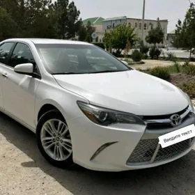 Toyota Camry 2015
