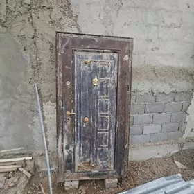 Demir warata demir gapy