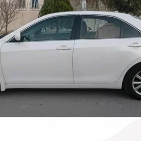 Toyota Camry 2011