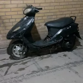 Yamaha Artistic 2010