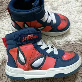 Кроссы на мальчика размер 25