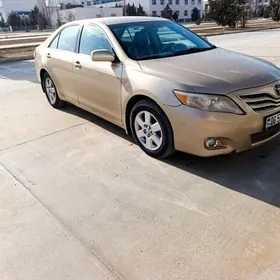 Toyota Camry 2010