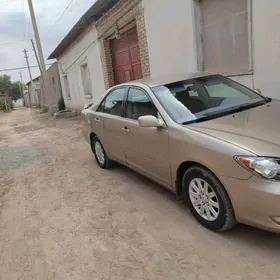 Toyota Camry 2003