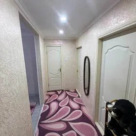 3 ком 2 этаж керпичка