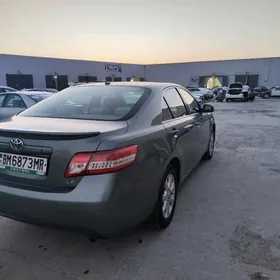Toyota Camry 2011