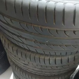 Колес автомобильный