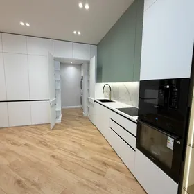 mir8 4 komnat satlyk jay