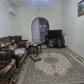 ARENDA JAÝ.MIR 1 .4 KOM..