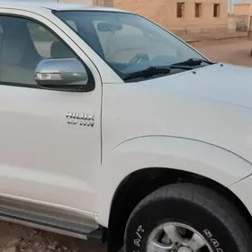 Toyota Hilux 2012