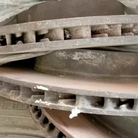 Wolkswagen t tormaz disk