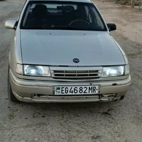 Opel Vectra 1990
