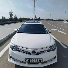 Toyota Camry 2013
