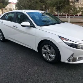 Hyundai Elantra 2021