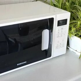 Mikrowolnowka Samsung