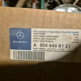 Панель  от Мерседе Актрос