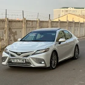Toyota Camry 2022
