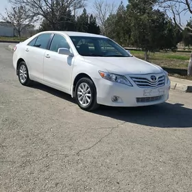 Toyota Camry 2010