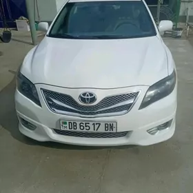 Toyota Camry 2011