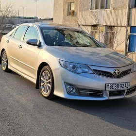 Toyota Camry 2014