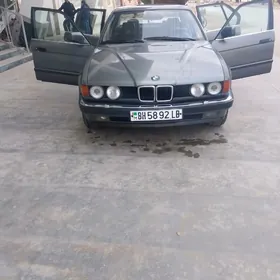 BMW 7 Series 1990