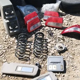 Toyota Sienna Morda Angar 2000