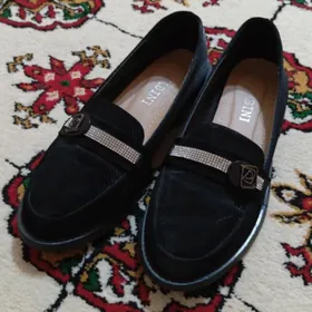 gyzlañ okuw kòuşi