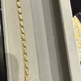 gyzyl ýerewan braslet