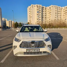 Toyota Highlander 2020