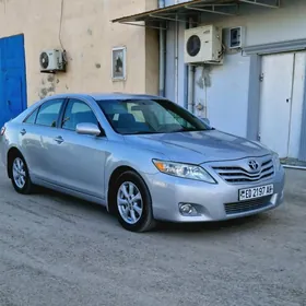 Toyota Camry 2010
