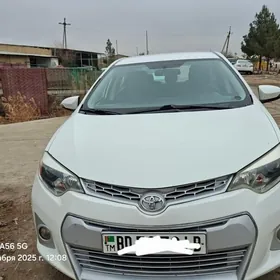 Toyota Corolla 2015