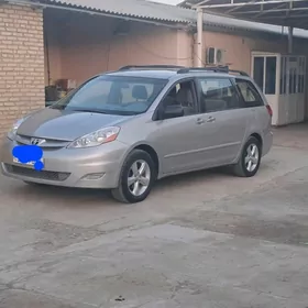 Toyota Sienna 2008