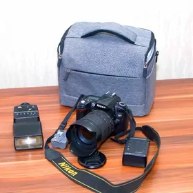 Nikon-D90