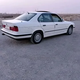 BMW 525 1990