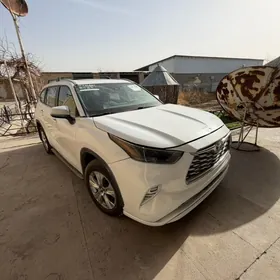 Toyota Highlander 2022