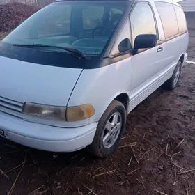 Toyota Previa 1992