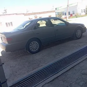 Toyota Camry 2001