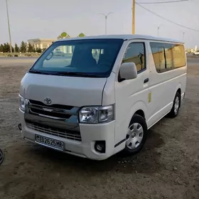 Toyota Hiace 2006