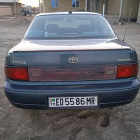 Toyota Camry 1992