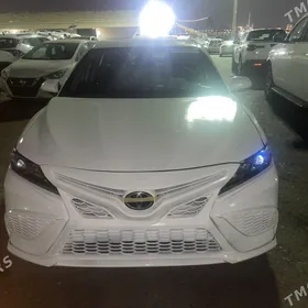Toyota Camry 2022